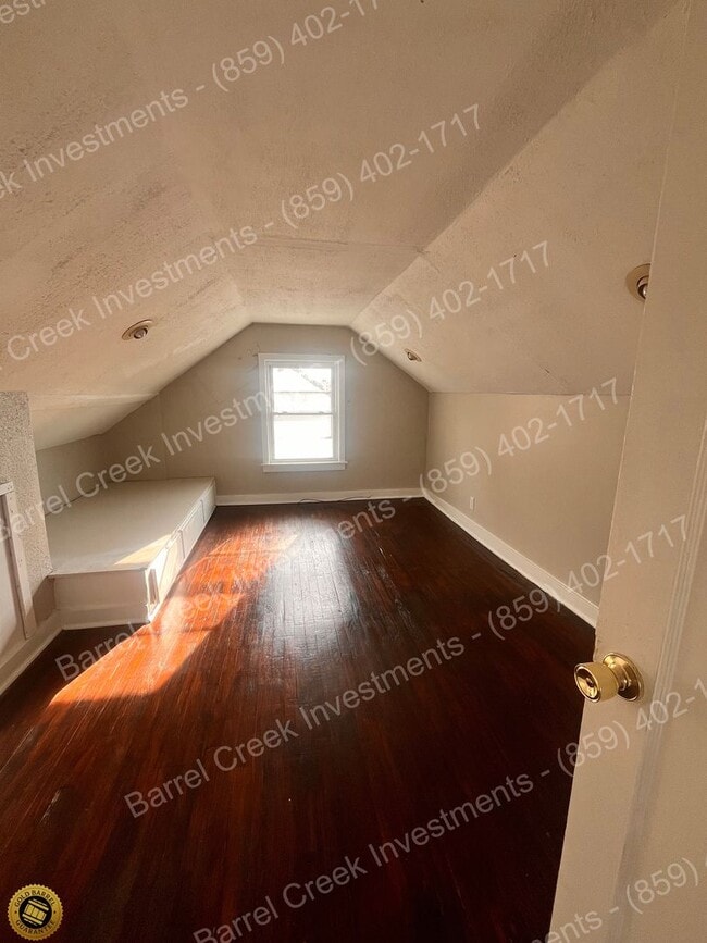 Building Photo - 3-Bed 1-Bath House