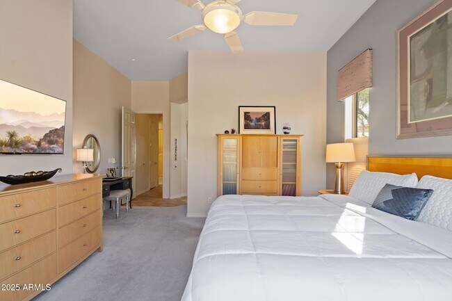 Building Photo - 7442 E Quien Sabe Way