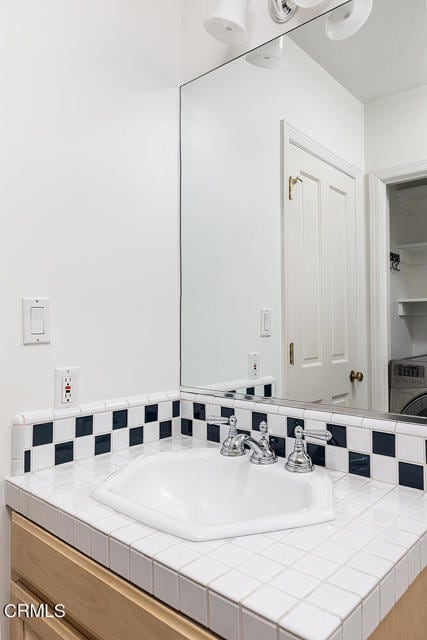 Building Photo - 4650 Encinas Dr