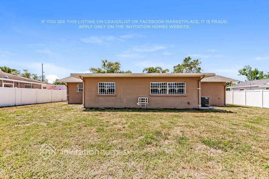 Building Photo - 312 48th St W