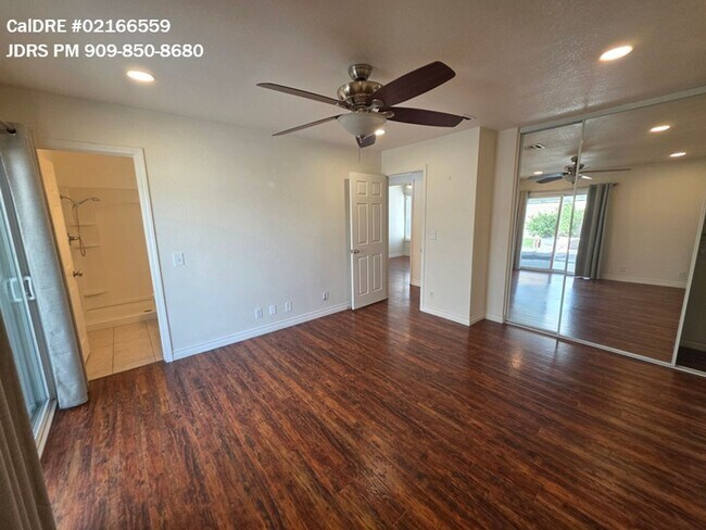 Building Photo - Ontario 3 Bedroom Home