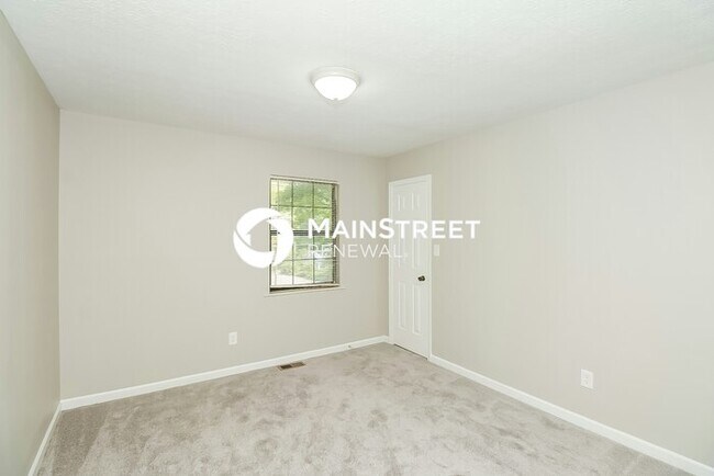 Building Photo - 3 Bedroom Pet-Friendly Home in Fayetteville, GA with Main Street Renewal