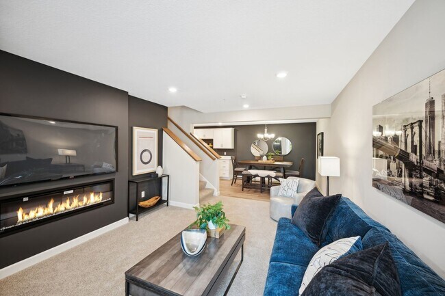 Building Photo - Brand New Townhome - Be the first to live here!