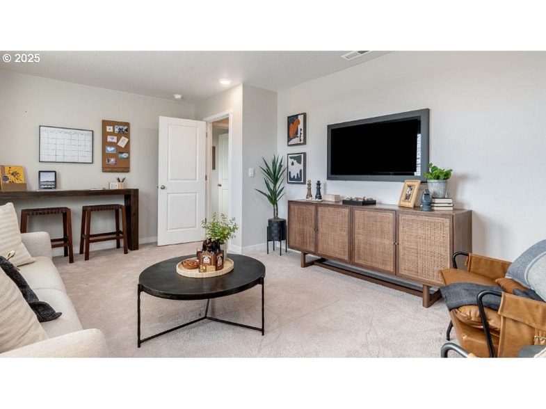 Building Photo - 9218 SE Azalea St