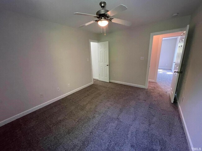 Building Photo - 112 Worthington Ct