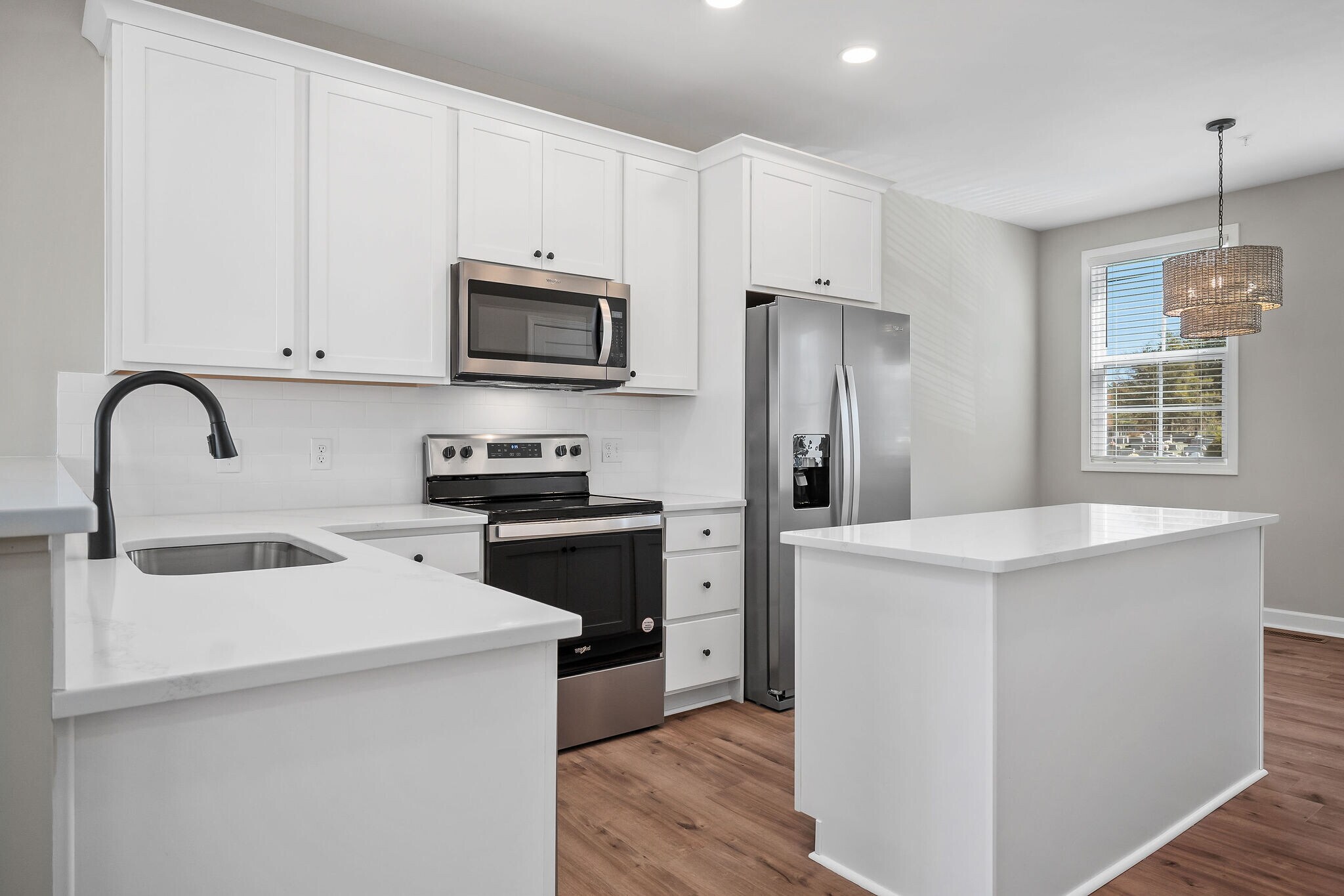 Building Photo - 279 Scott Ave