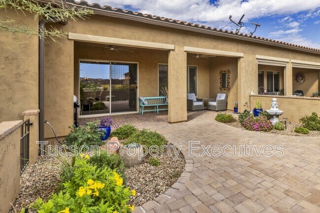 Building Photo - 30737 S Osprey Dr