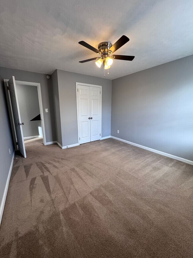 Building Photo - 3 bedroom 2 bath Home in Alburtis