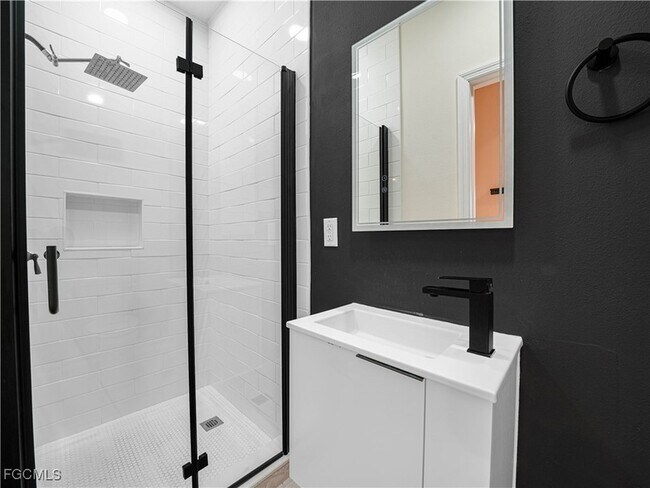 Building Photo - 4580 Sparkling Shell Ave