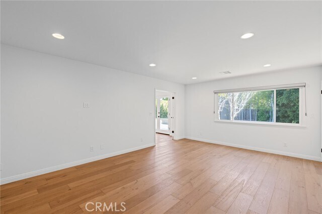 Building Photo - 248 N Rexford Dr