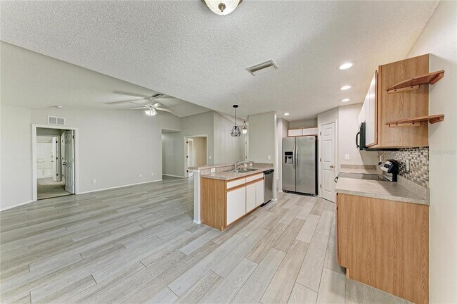 Building Photo - 11855 Dunster Ln
