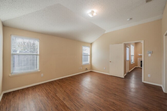 Building Photo - Spacious single story in Parks of Deer Creek