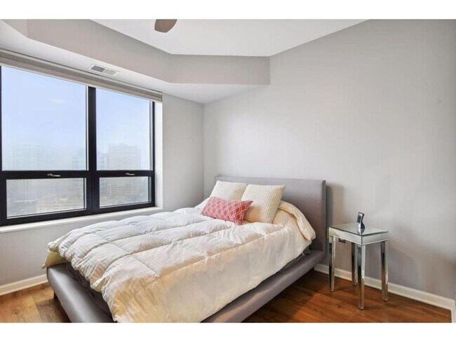 Building Photo - 500 E Grant St