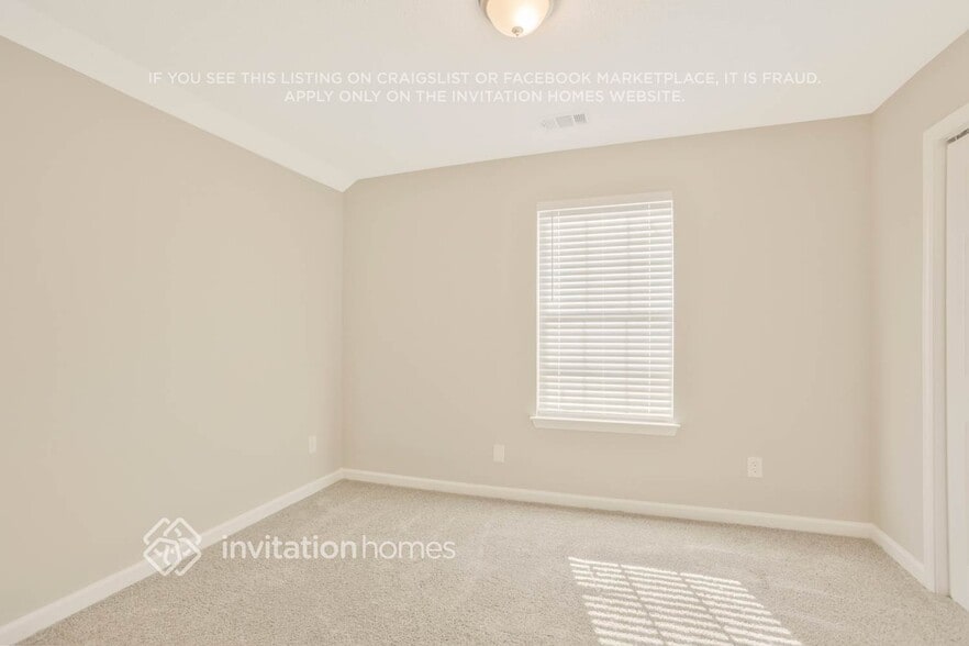 Building Photo - 1241 Waterton Trail