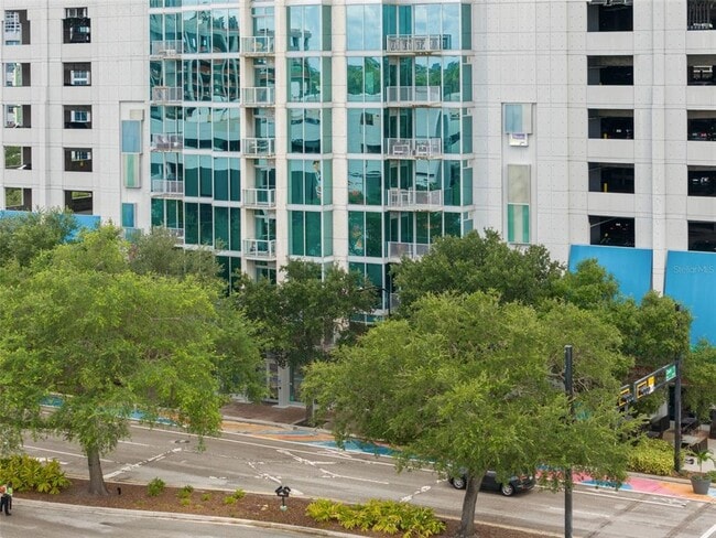 Building Photo - 777 N Ashley Dr