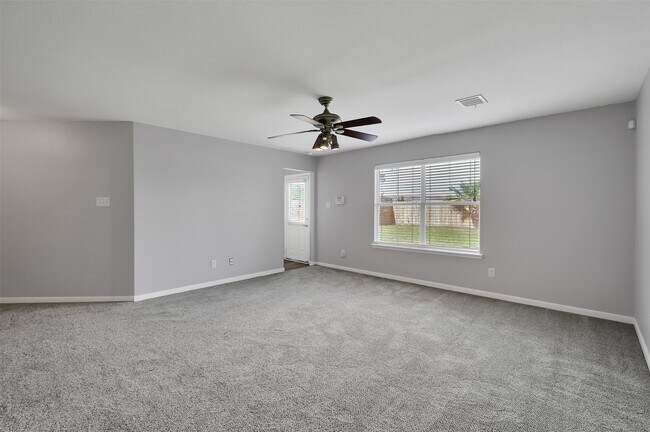 Building Photo - 4322 Medina River Loop