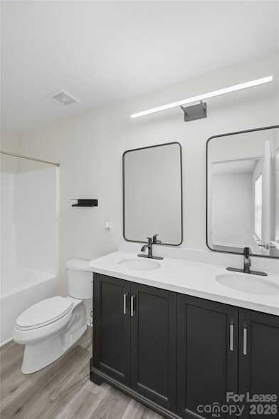 Building Photo - 6621 Tor Dr