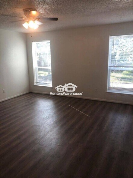 Building Photo - 6456 Kentwick Dr