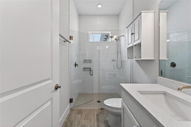 Building Photo - 5917 Cat Claw Ln