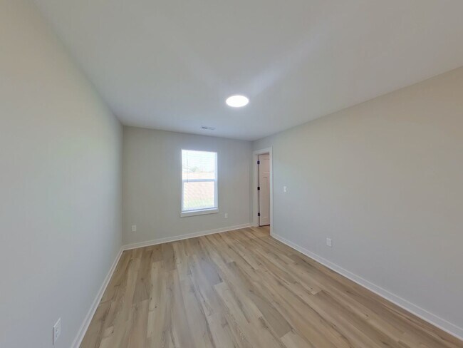 Building Photo - 12830 W Cowboy St