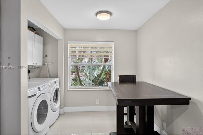 Building Photo - 1956 Pisces Terrace