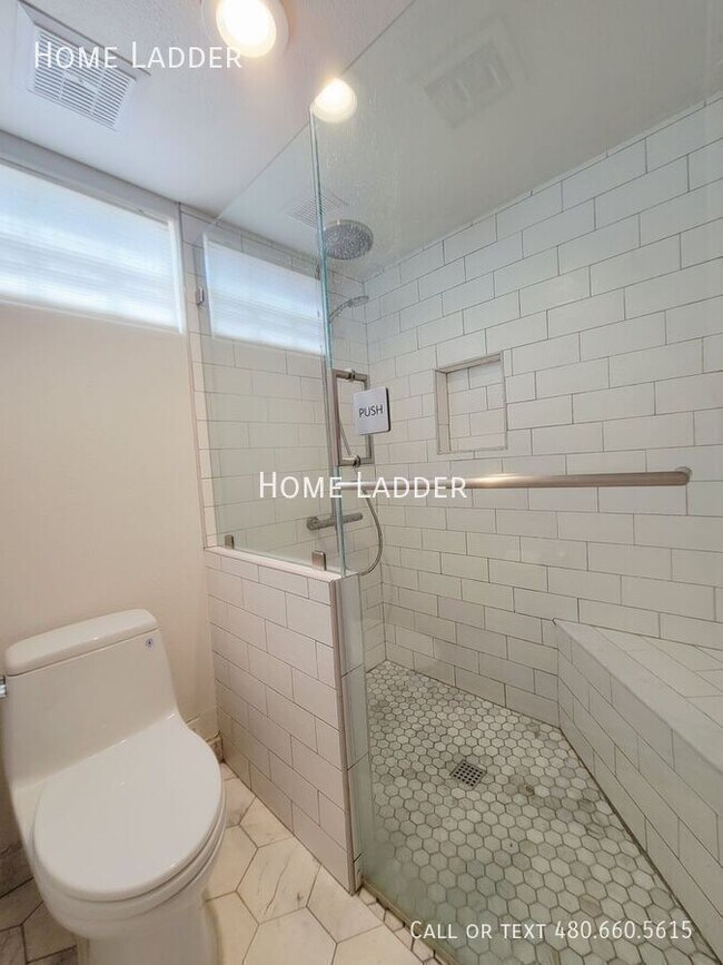 Building Photo - 2514 N 62nd St