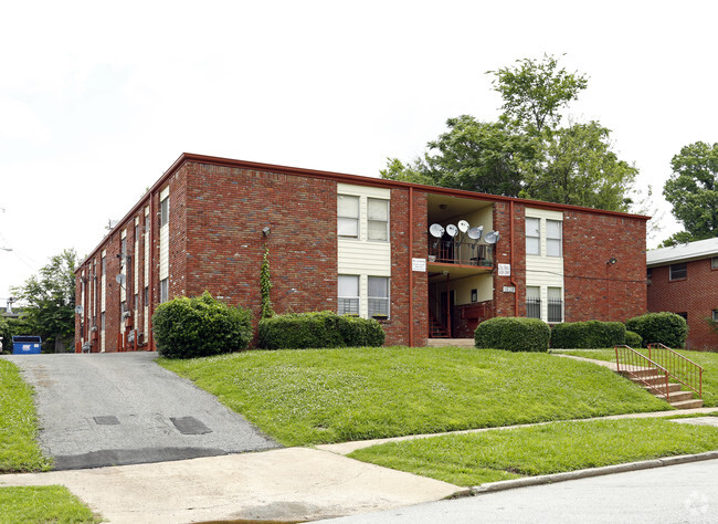 Building Photo - Monroe Apartments