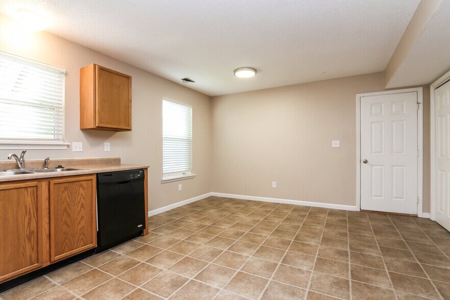 Building Photo - 19546 Prairie Crossing Dr