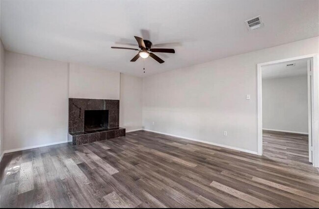 Building Photo - 5831 Caldicote St