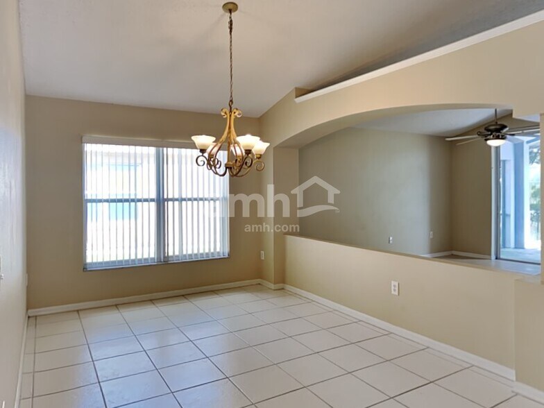 Building Photo - 2229 Hunters Greene Dr