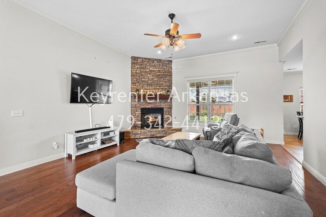 Building Photo - 1048 Tarah Knolls Cir