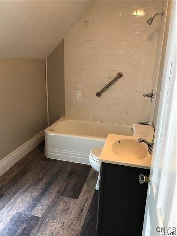 Building Photo - 139 Strong Ave