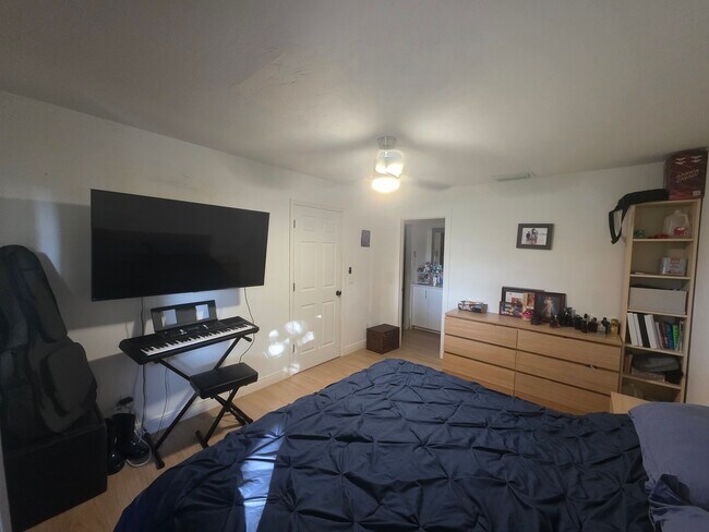 Building Photo - 3425 Timberwood Cir