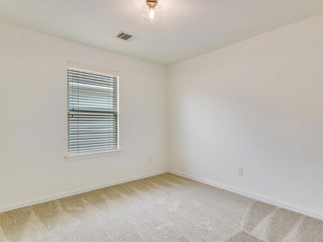 Building Photo - 736 Bonnet Blvd
