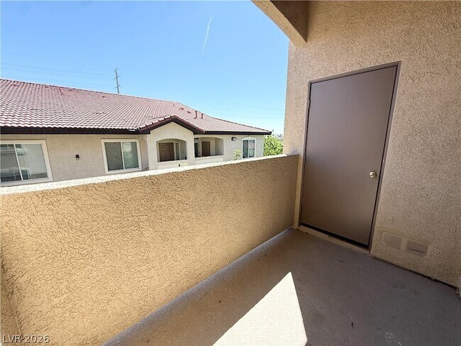 Building Photo - 3320 Cactus Shadow St