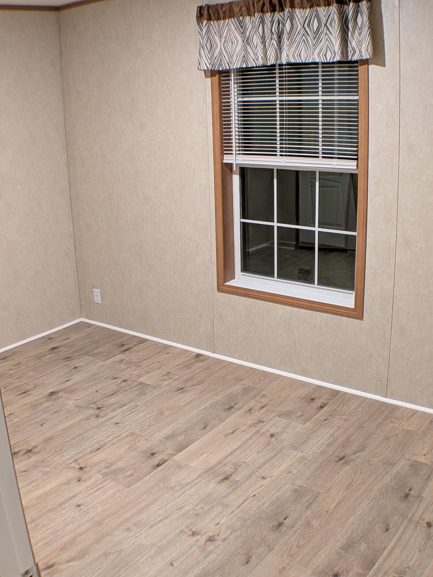 Building Photo - 218 Abbott St