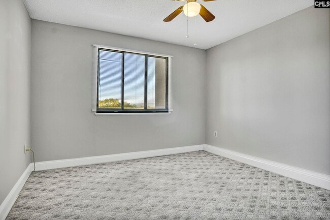 Building Photo - 1825 St Julian Pl