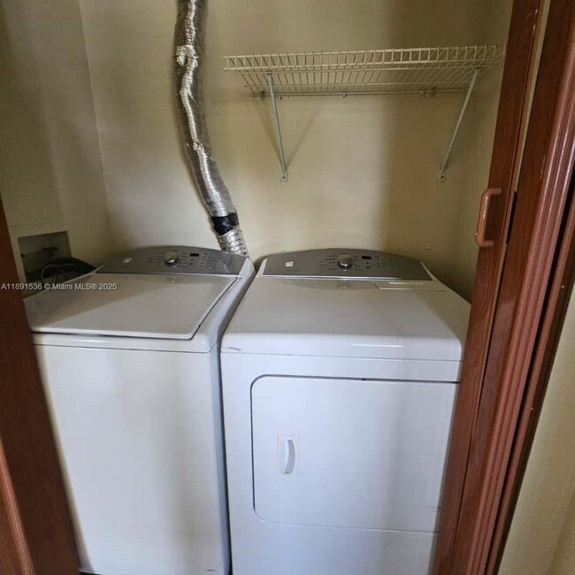 Building Photo - 8540 N Sherman Cir