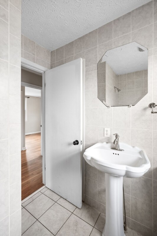 Building Photo - 5023 Packard Dr