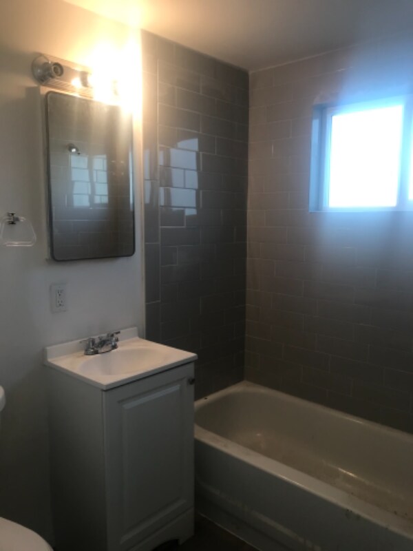 Building Photo - 26881 John St