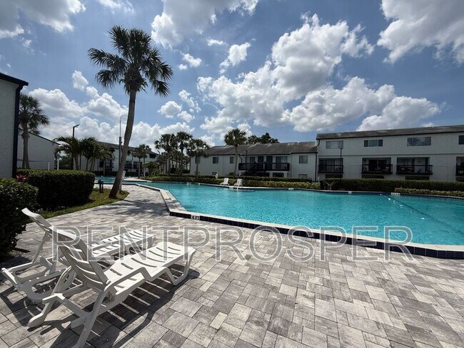 Building Photo - 4111 S Semoran Blvd