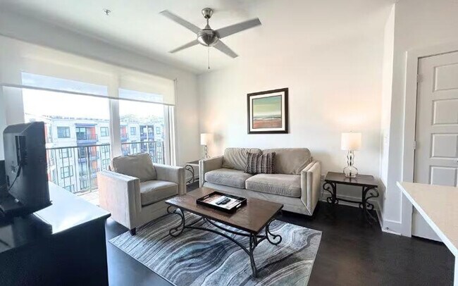 Building Photo - 728 Ralph McGill Blvd NE