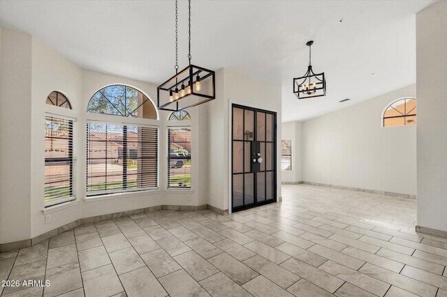 Building Photo - 9532 E Corrine Dr