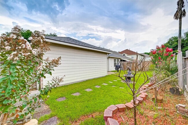 Building Photo - 3630 Winstrome Ct