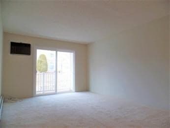 Building Photo - 24 Kenmar Dr