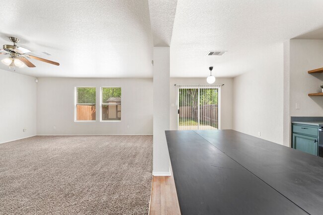 Building Photo - 10034 Southern Sun