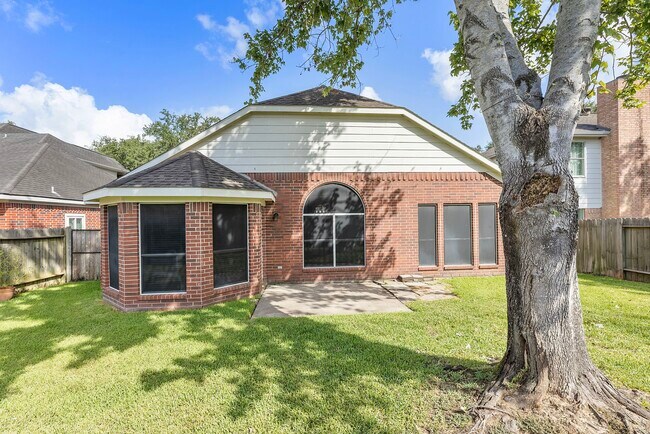 Building Photo - 20815 Whitevine Way