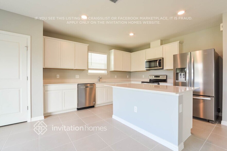 Building Photo - 440 Waterford Drive