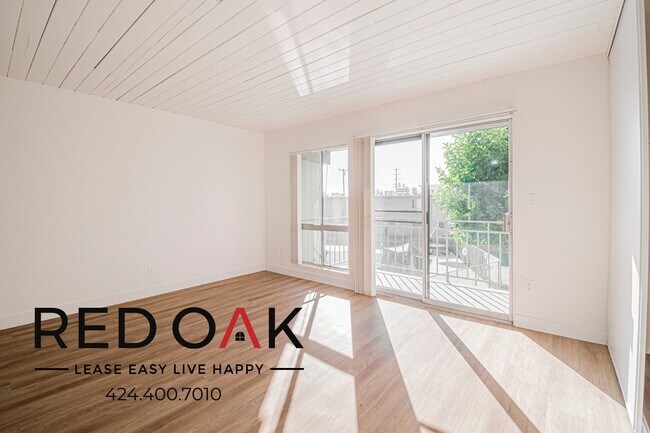 Building Photo - 855 S Citrus Ave