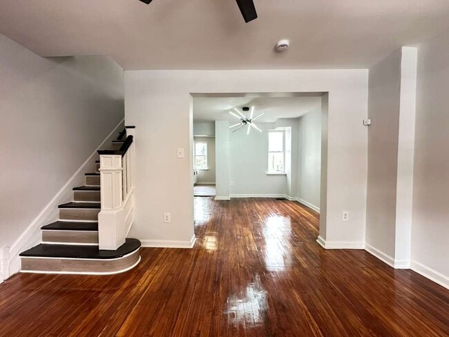 Building Photo - 5809 N Lambert-